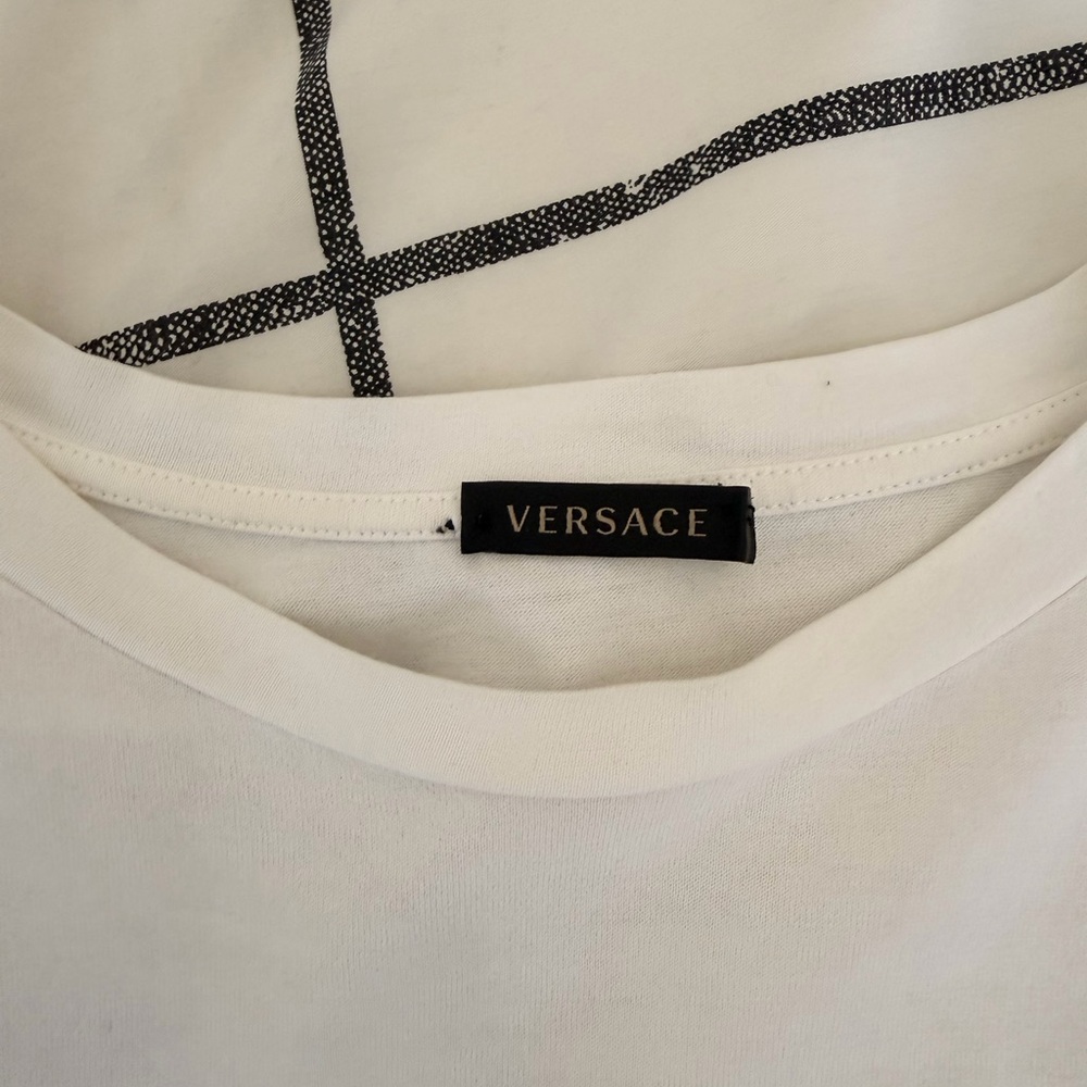 Versace Label T-Shirt - Picture 3 of 4